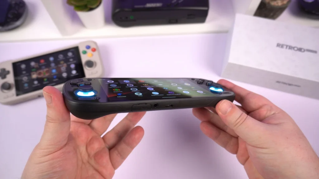 Retroid Pocket 5 Review: Hands On First Look! Snapdragon, AMOLED Worth It?