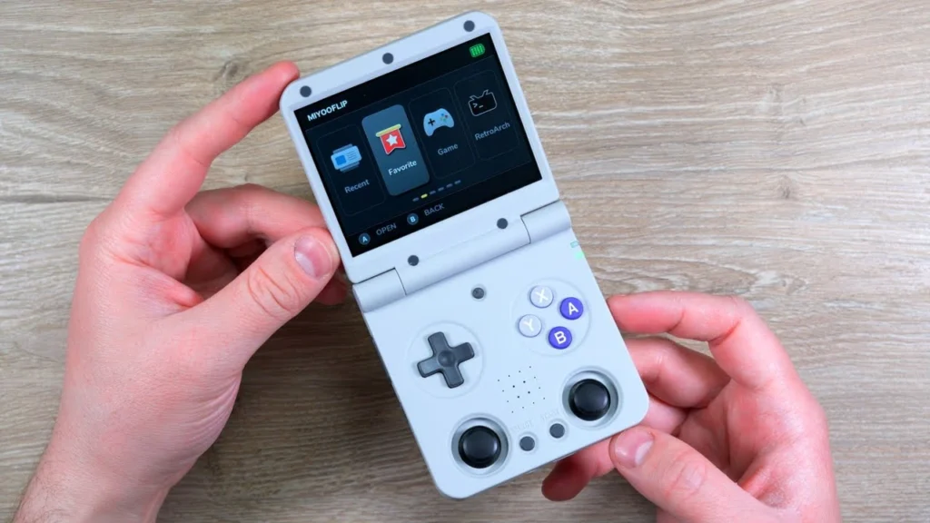 Miyoo Flip Review: Ultimate $80 Retro Handheld for Retro Gaming Fans