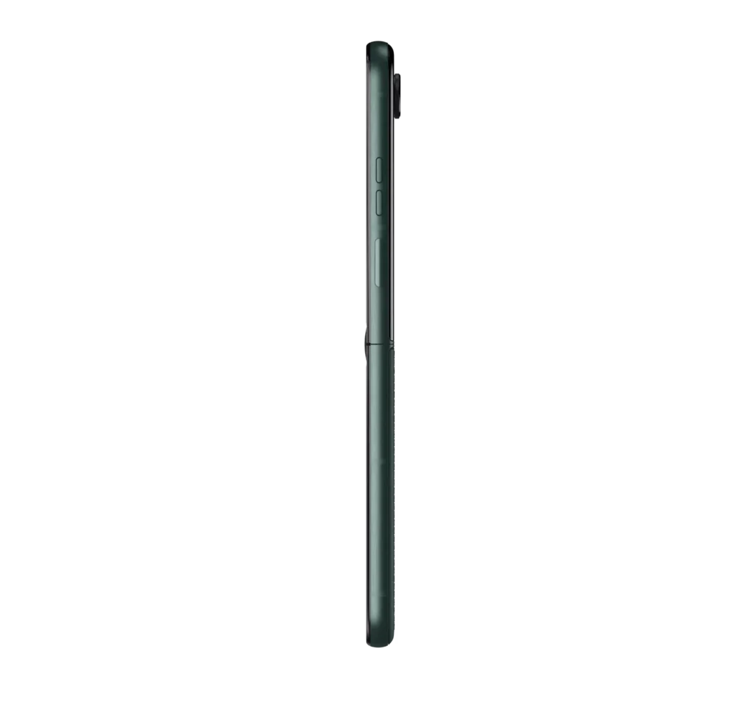 Motorola RAZR 60 Ultra 2025 Review: A Bold Evolution of the Flip Phone Icon 10 Motorola RAZR 60 Ultra 2025 Review: A Bold Evolution of the Flip Phone Icon