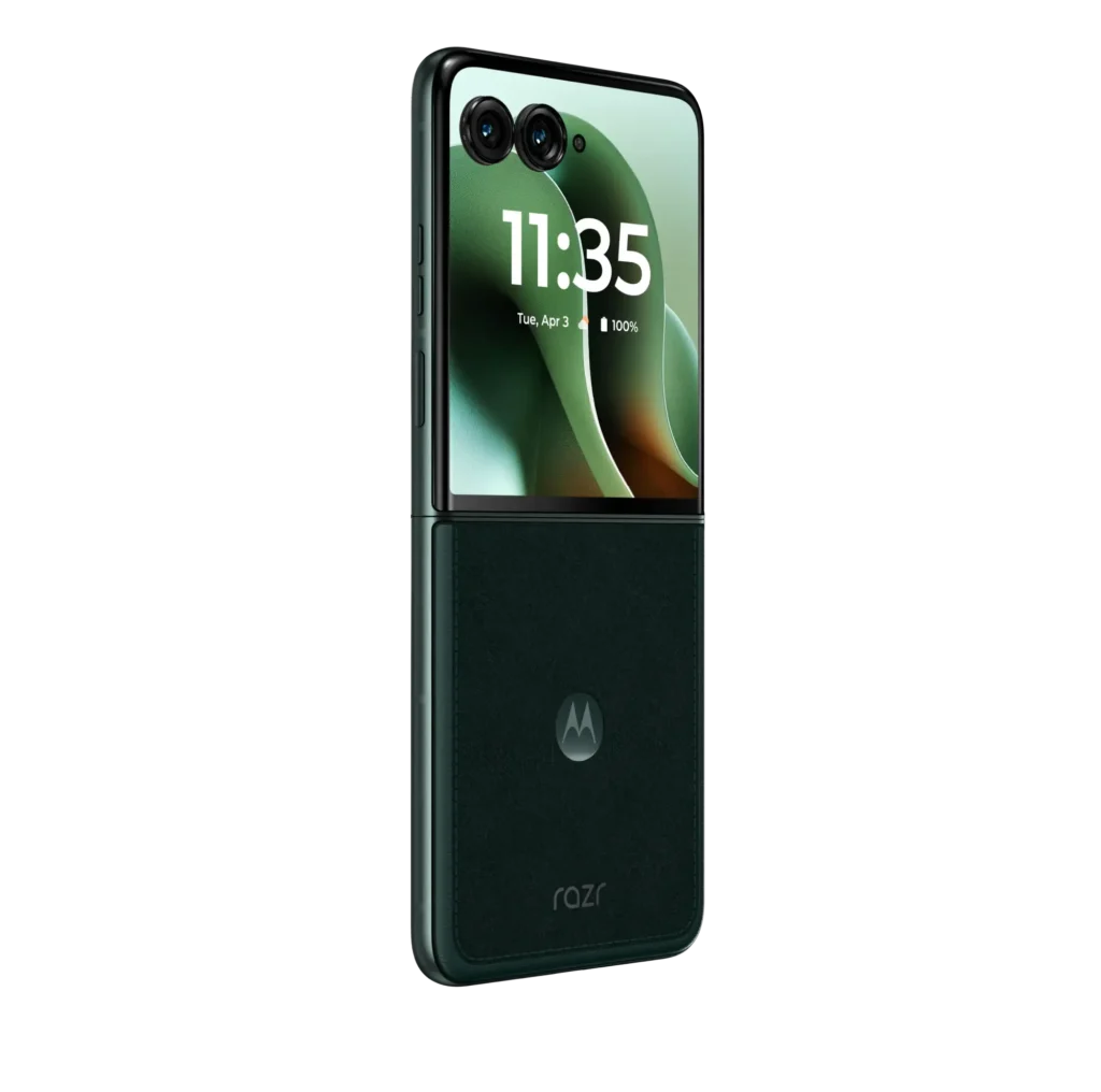 Motorola RAZR 60 Ultra 2025 Review: A Bold Evolution of the Flip Phone Icon 22 Motorola RAZR 60 Ultra 2025 Review: A Bold Evolution of the Flip Phone Icon