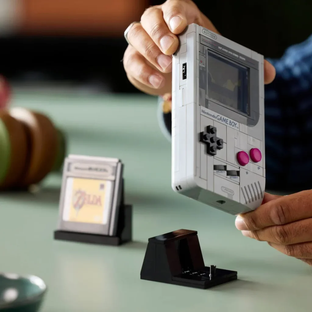 LEGO Game Boy: A Nostalgic Tribute to the Nintendo Game Boy in 2025 4 LEGO Game Boy: A Nostalgic Tribute to the Nintendo Game Boy in 2025