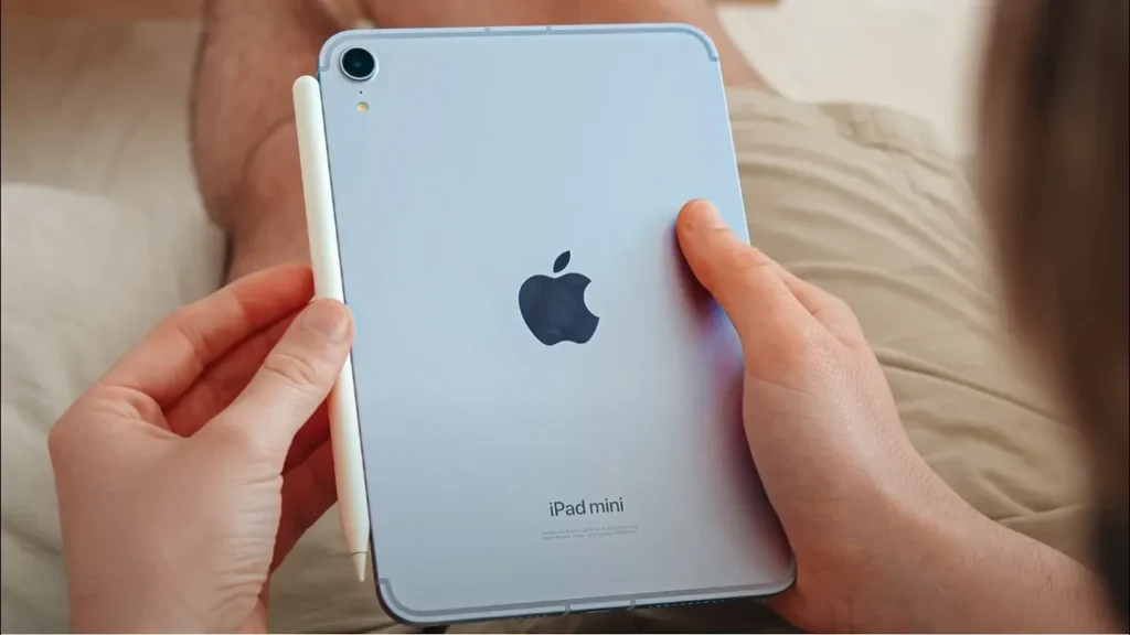 iPad Air vs iPad Mini (2025) – Which iPad Should You Buy?