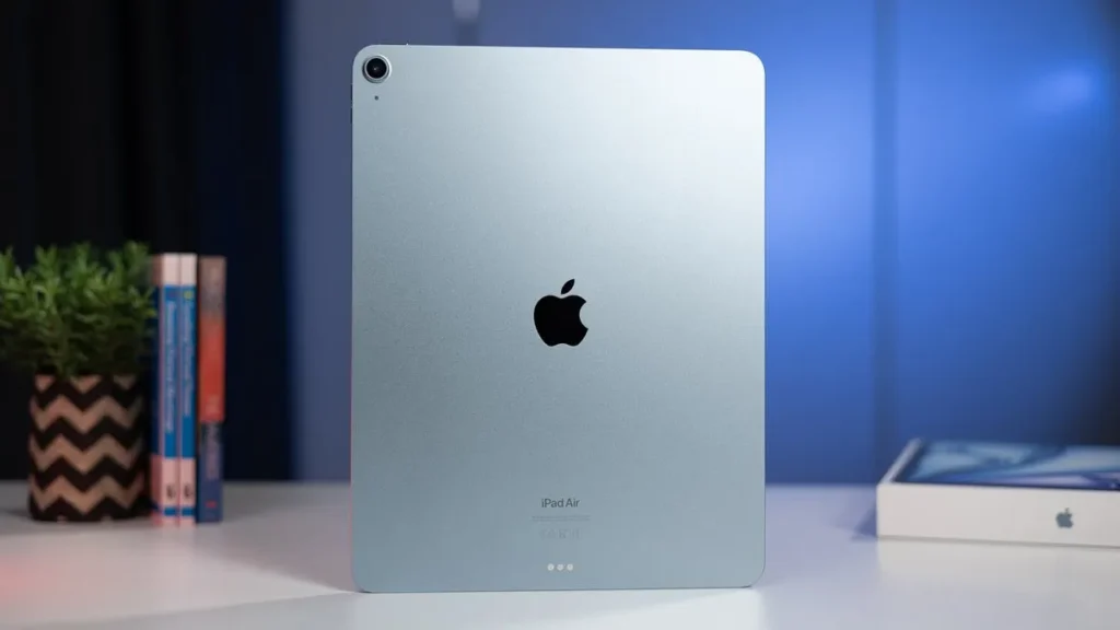 iPad Air vs iPad Mini (2025) – Which iPad Should You Buy?